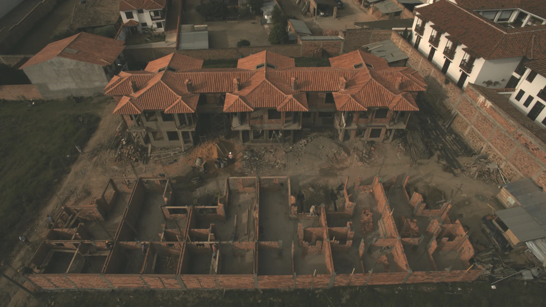 Vista aérea de Buganvilla durante su etapa de construcción